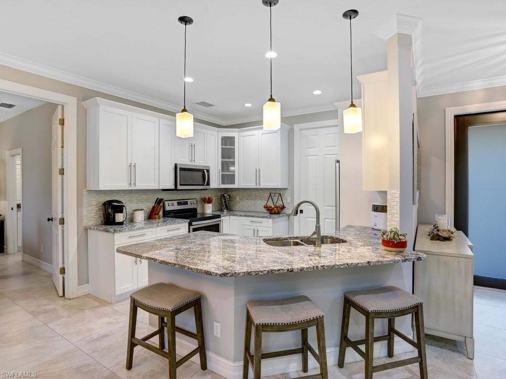 GOLDEN GATE ESTATES - Residential