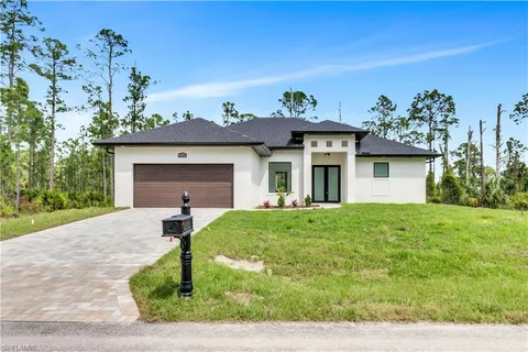 2005 W 10th St, Lehigh Acres, FL 33972 - #: 225024212