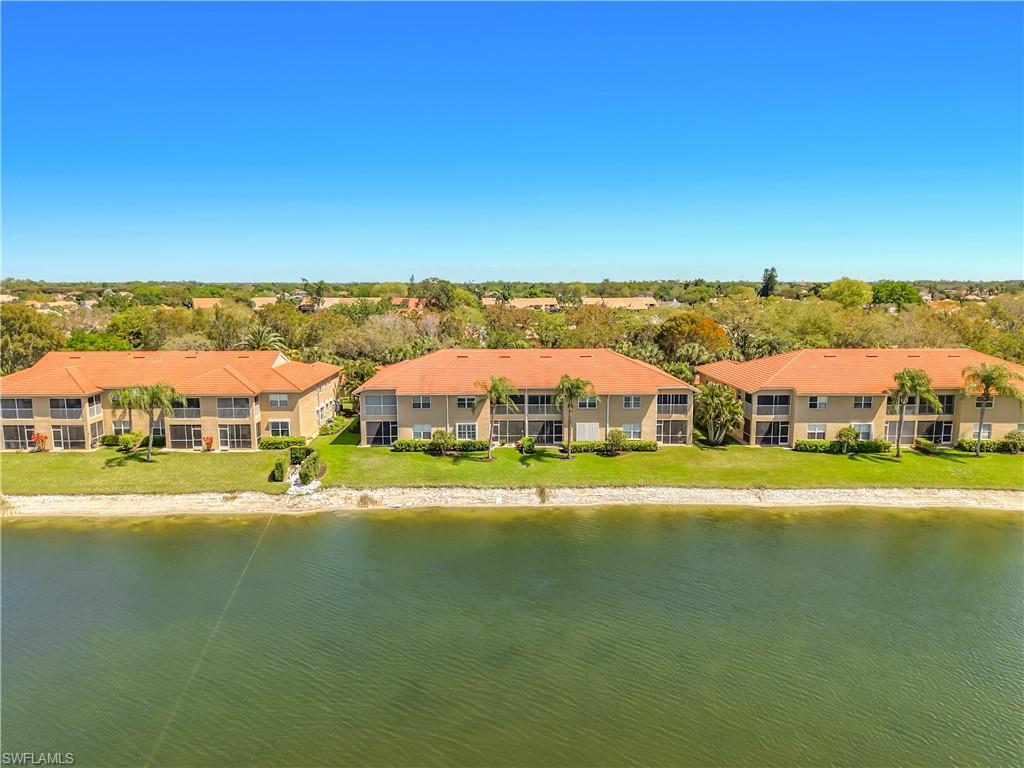 HUNTINGTON LAKES - Residential