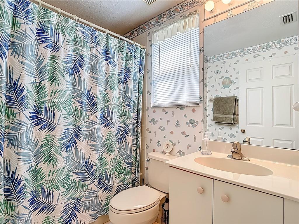 HUNTINGTON LAKES - Residential