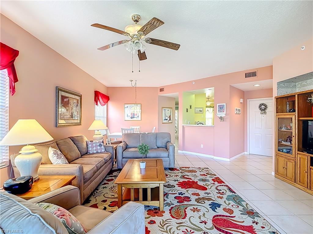 HUNTINGTON LAKES - Residential