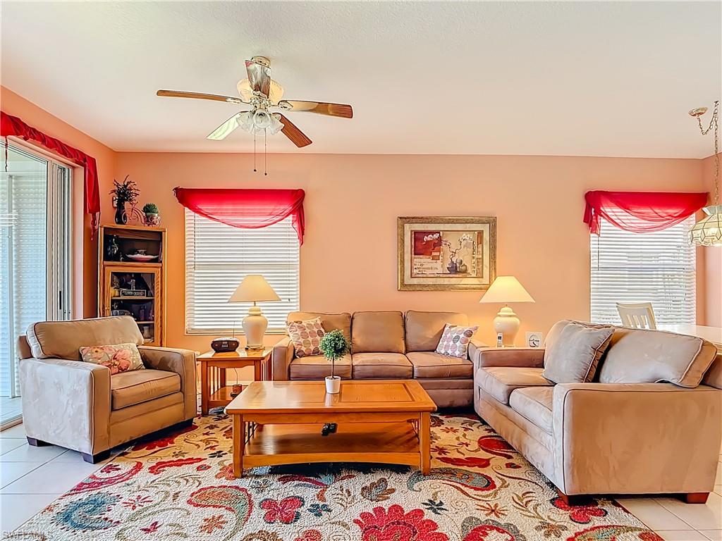 HUNTINGTON LAKES - Residential