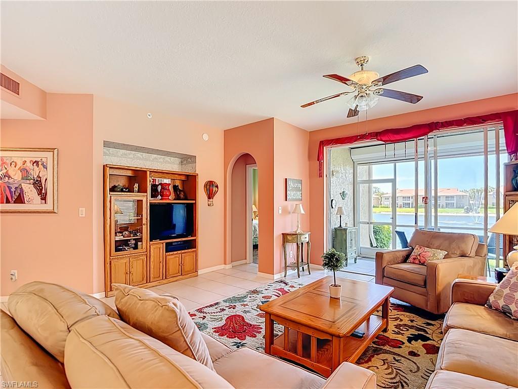 HUNTINGTON LAKES - Residential