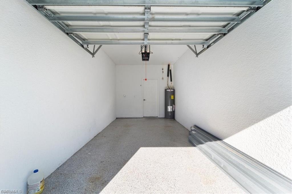 FOREST LAKE TOWNHOMES - Residential Lease