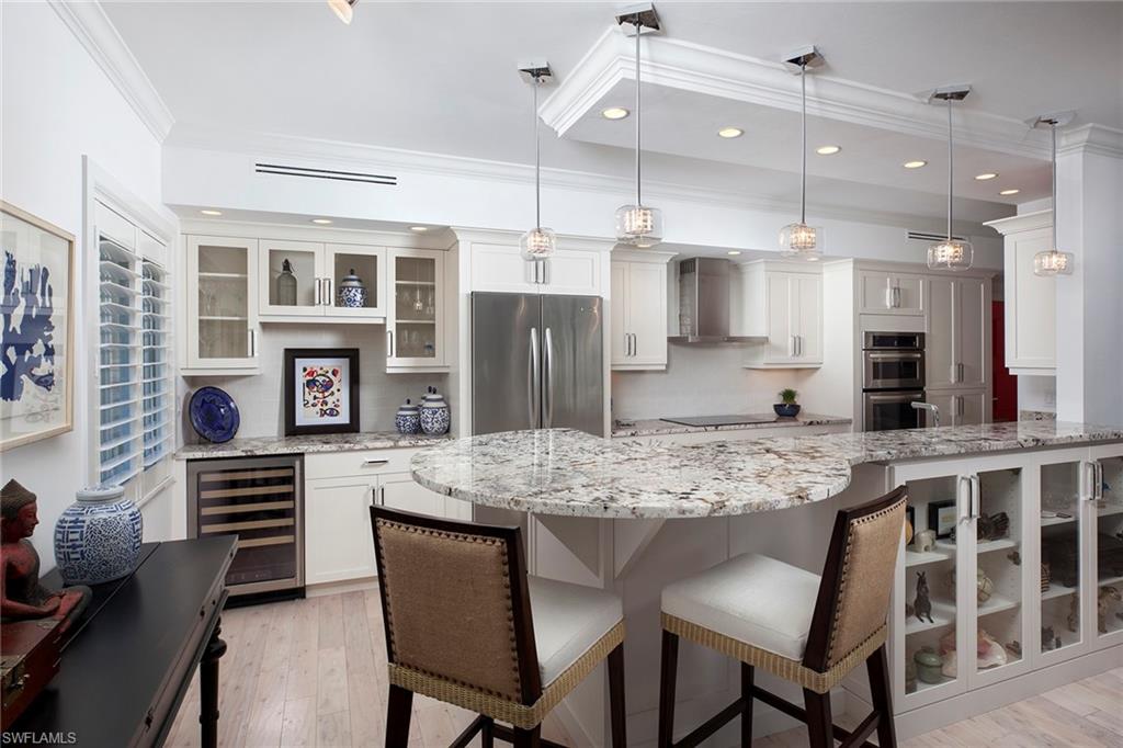 BAY TERRACE - Residential