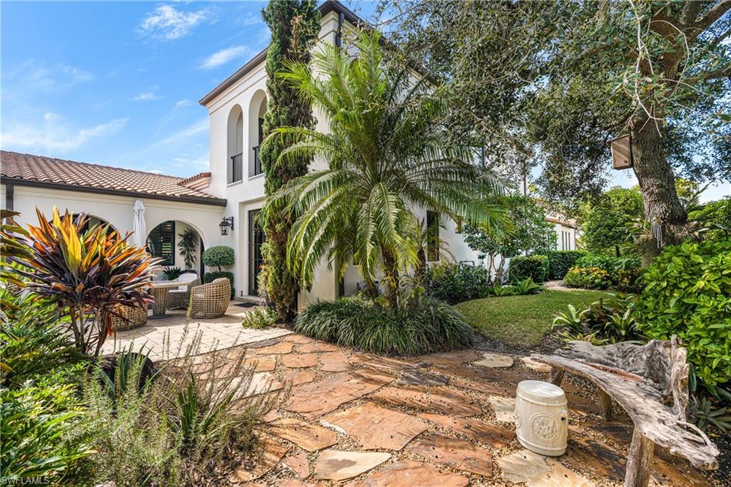 LUCARNO - Residential