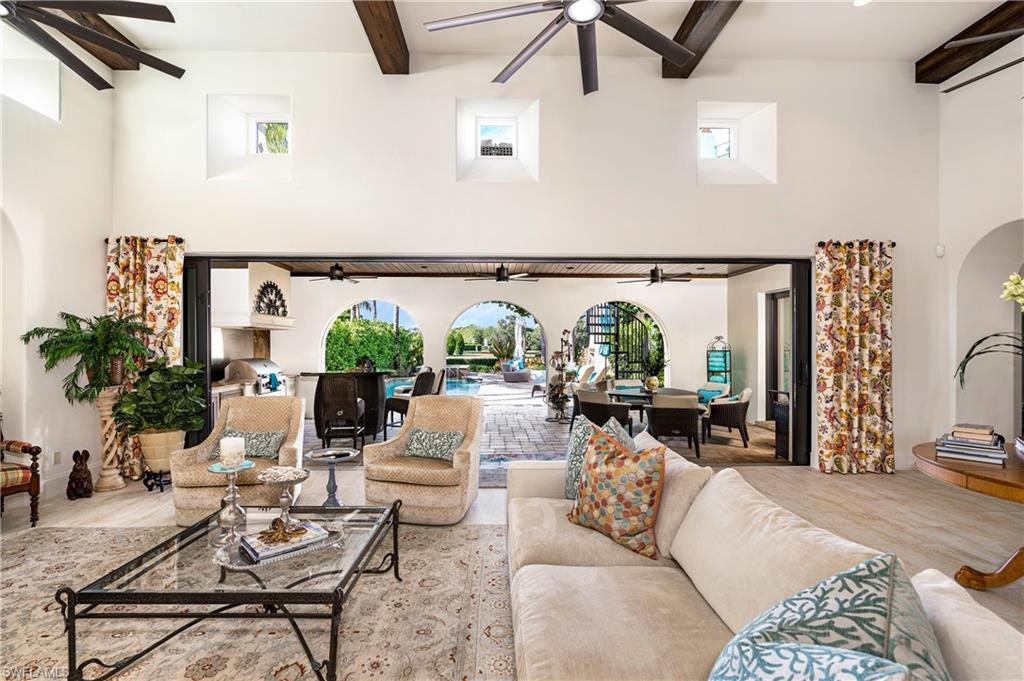 LUCARNO - Residential