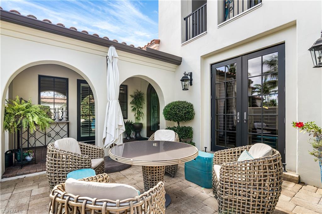 LUCARNO - Residential