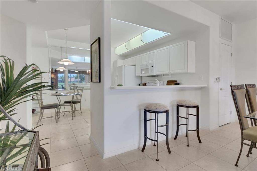 HIDDEN LAKES - Residential