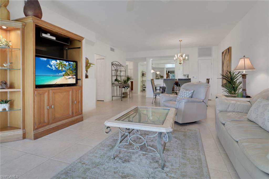 HIDDEN LAKES - Residential