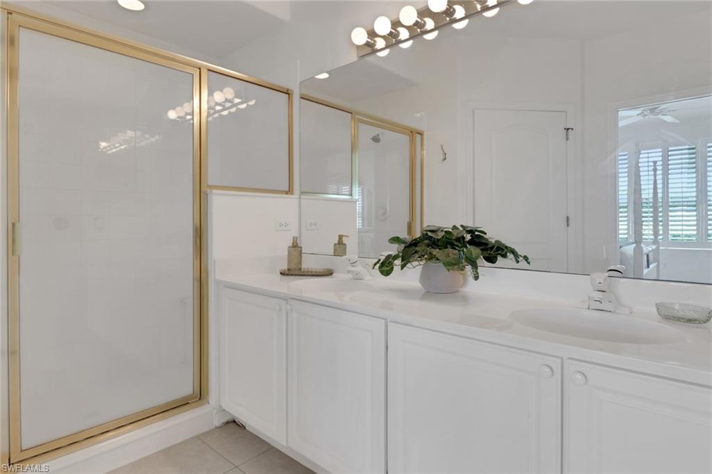 HIDDEN LAKES - Residential