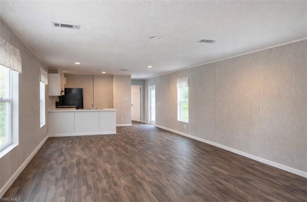 MONTURA - Residential