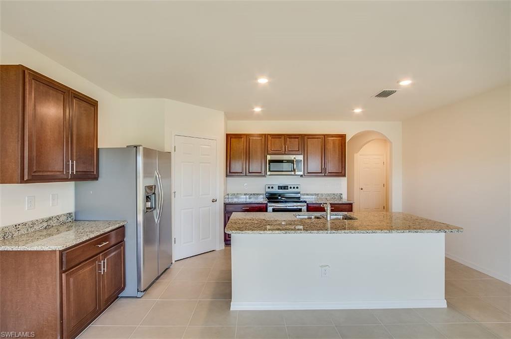 MAGNOLIA LANDING - Residential