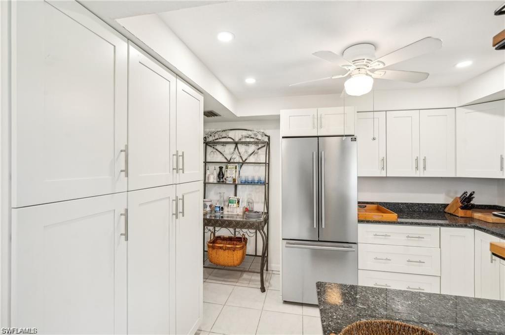 LAKEWOOD - Residential Lease