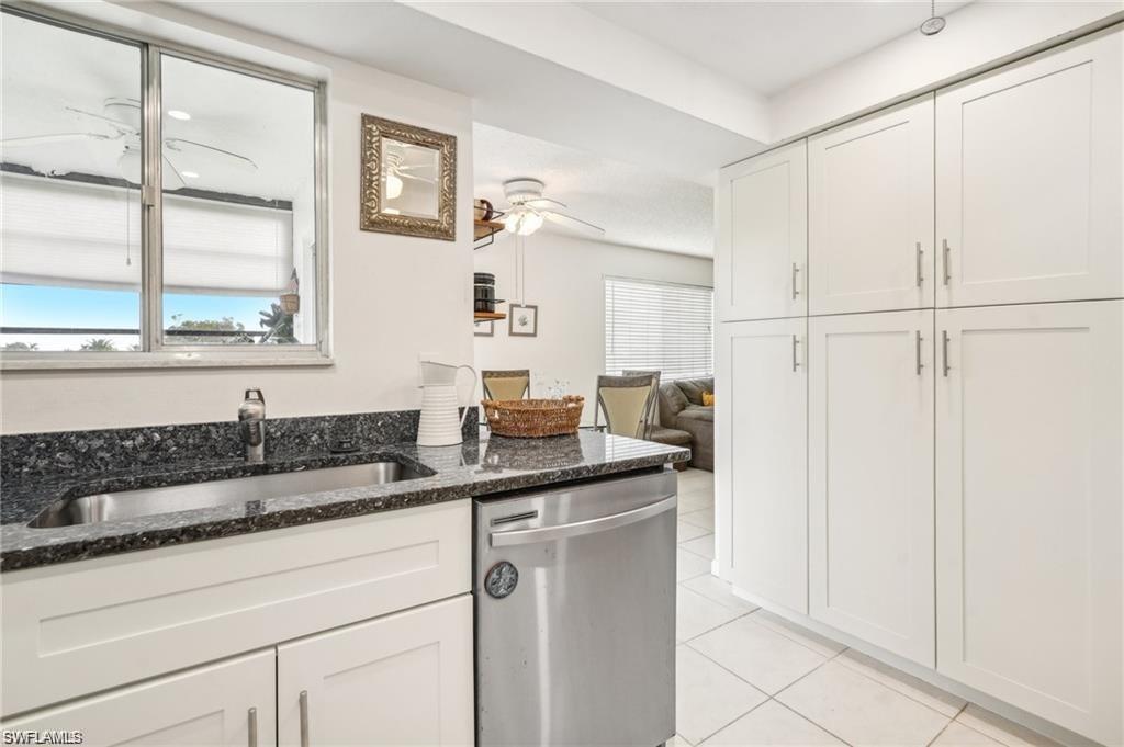 LAKEWOOD - Residential Lease