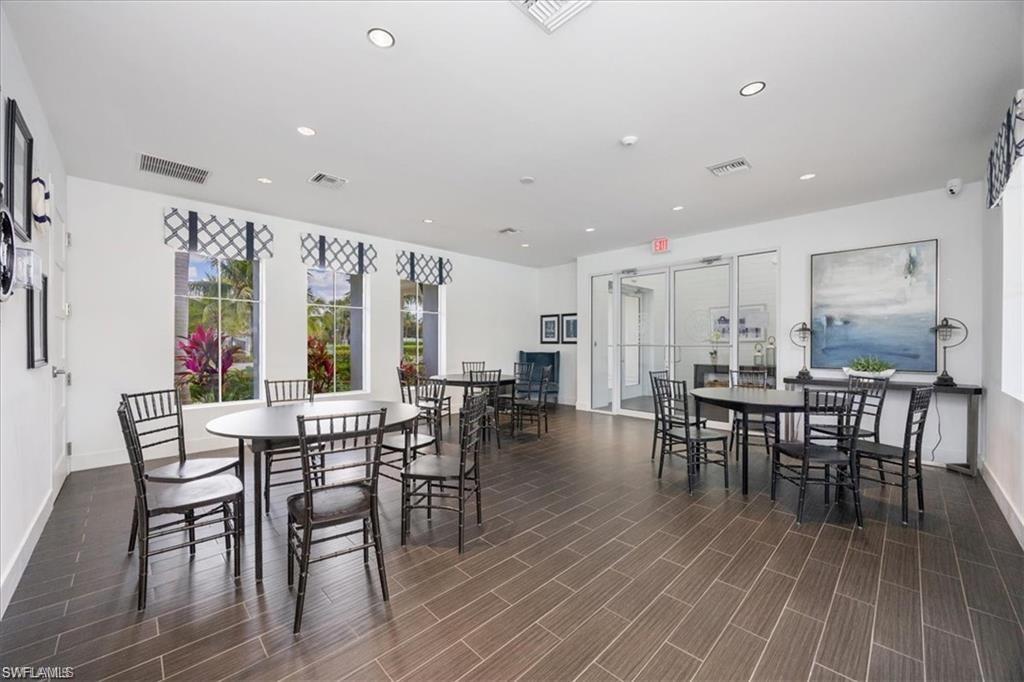 COMPASS LANDING - Residential