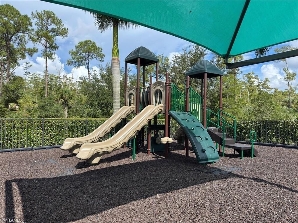 COMPASS LANDING - Residential