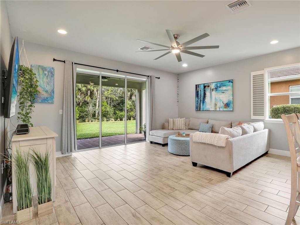 COMPASS LANDING - Residential