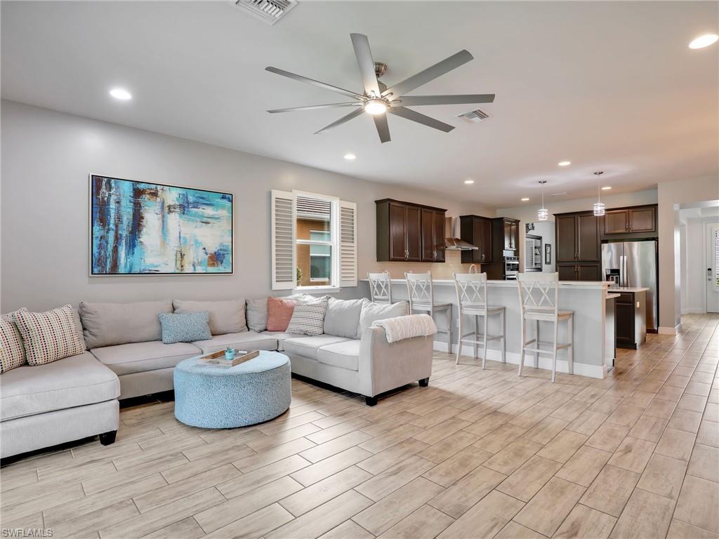 COMPASS LANDING - Residential