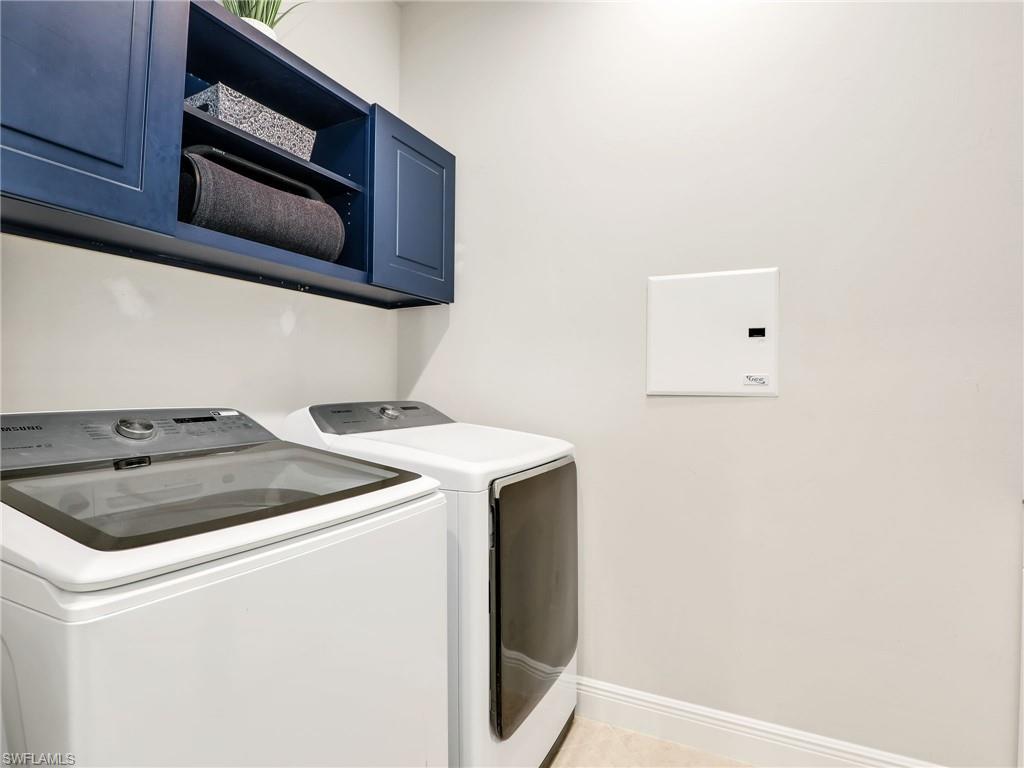 COMPASS LANDING - Residential