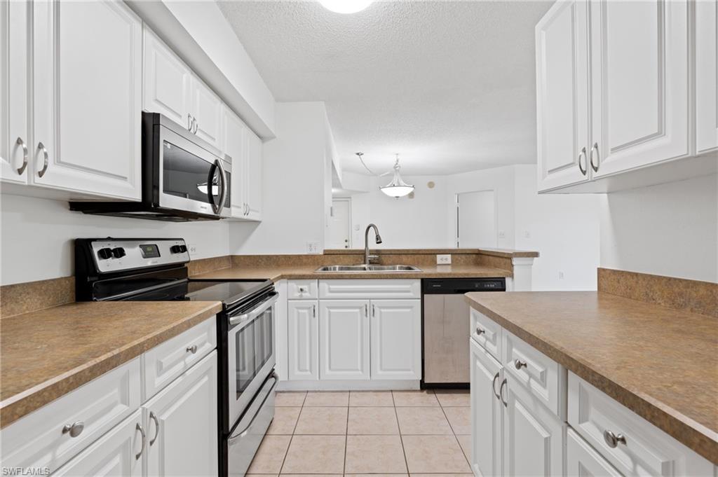 SAN MIRAGE - Residential Lease