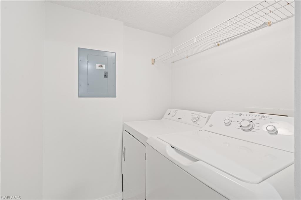 SAN MIRAGE - Residential Lease
