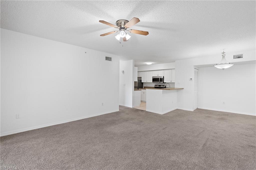 SAN MIRAGE - Residential Lease