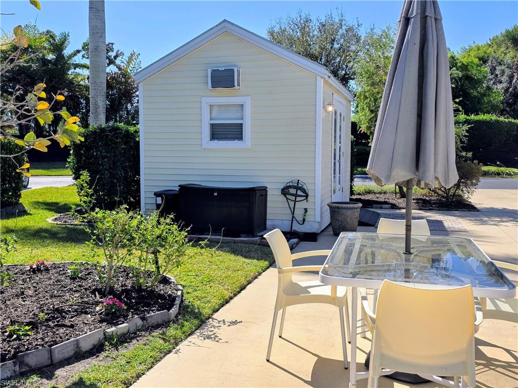 RIVERBEND MOTORCOACH RESORT - Land