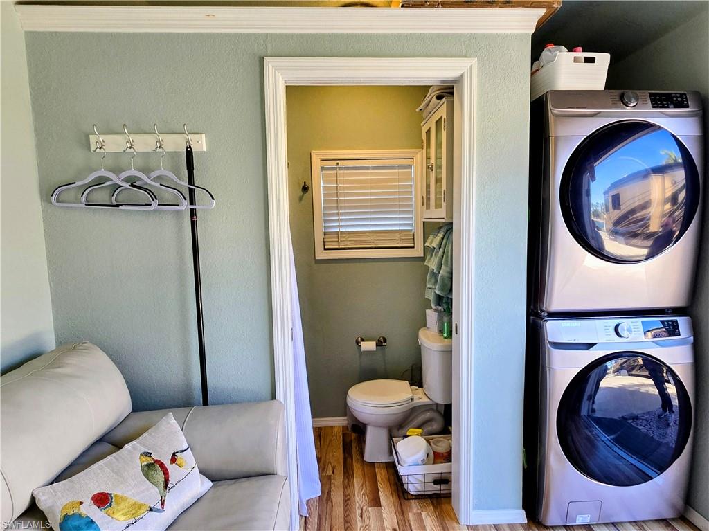 RIVERBEND MOTORCOACH RESORT - Land