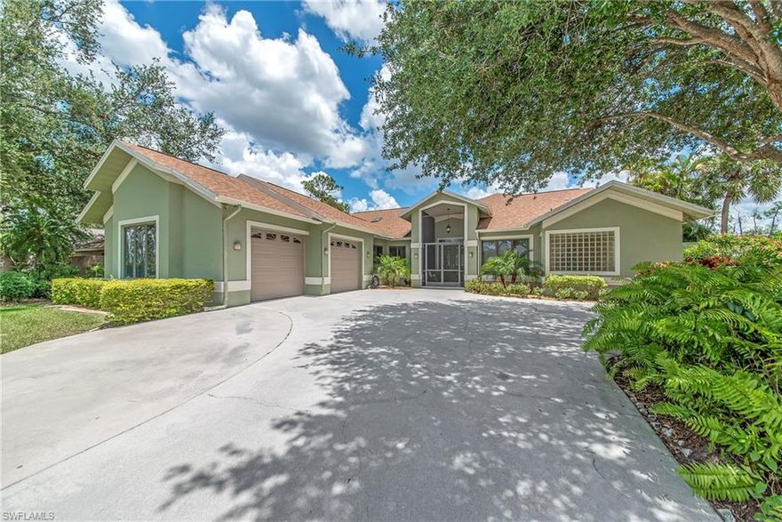 H.14665 Located within Eagle Ridge Golf and Country Club community, this custom built waterfront Estate Home overlooks the beautiful 15th fairway and is framed by mature vegetation, thus offering total privacy.
This picture perfect 4 Bedroom 3 Bath Pool home is complemented by both a lake and a golf course view. The double doors with bevel leaded glass create an inviting entrance.  Transoms above the doors in the formal areas add architectual  details to this formal plan, featuring a separate Living Room and Dining Room that flows into the Family Room/ Kitchen with expansive center island, accented by decorative shelving that doubles for storage-perfect for entertaining or for family gatherings. The home received an upscale renovation in 2012, as well as a new roof in 2015. Numerous skylights add natural lighting to the home, as well as the poolside lanai. The saltwater pool was added in 2006. The air conditioned extended  side load garage contains 669 sq ft -- great for working on projects or for storage. The public golf course at Eagle Ridge provides an affordable way to embrace the Florida lifestyle, while enjoying an estate home with pool. Furnishings are available separately.