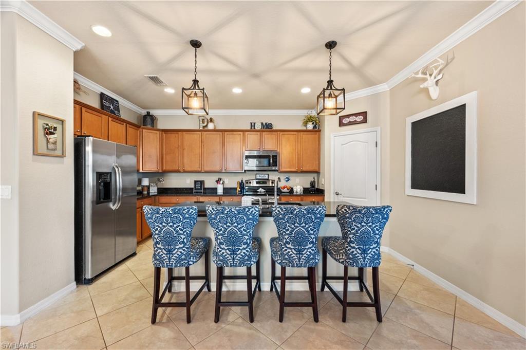 PROMENADE WEST - Residential