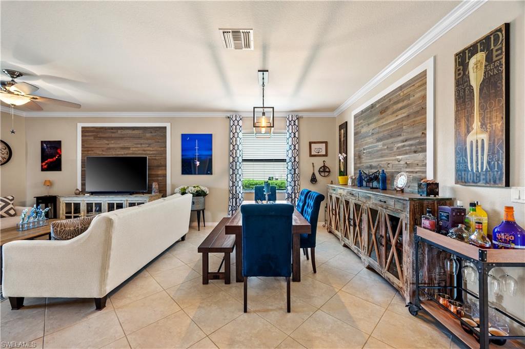 PROMENADE WEST - Residential