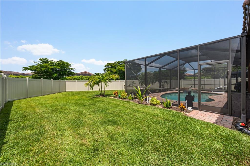 PROMENADE WEST - Residential