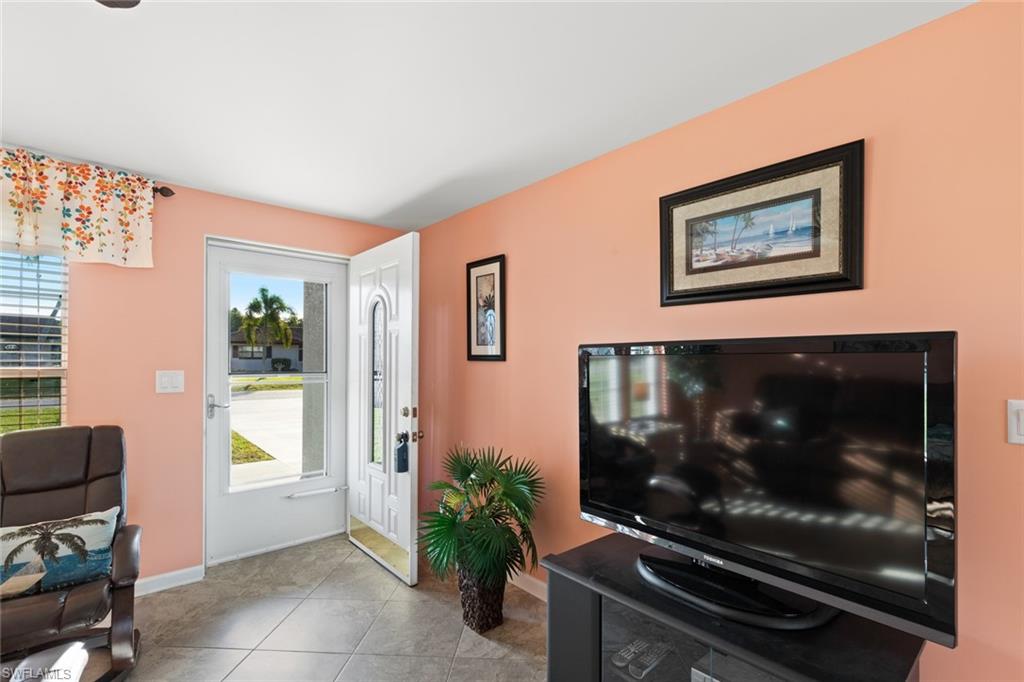 BLUE WATER SHORES - Residential