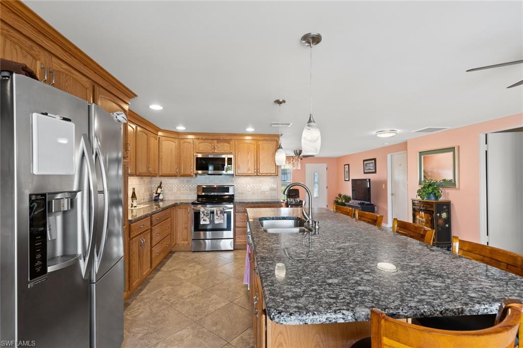 BLUE WATER SHORES - Residential