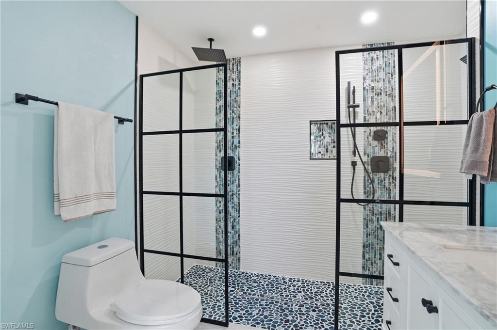 CORAL CAY CONDO - Residential