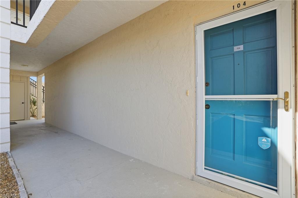 CORAL CAY CONDO - Residential