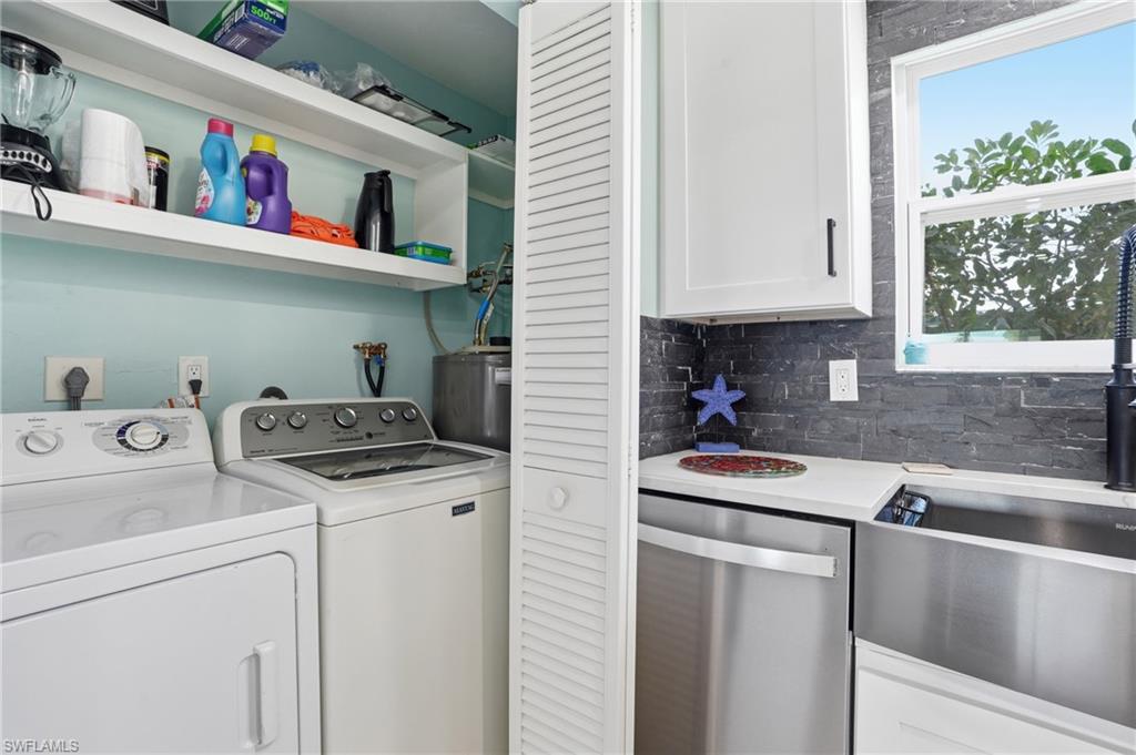 CORAL CAY CONDO - Residential