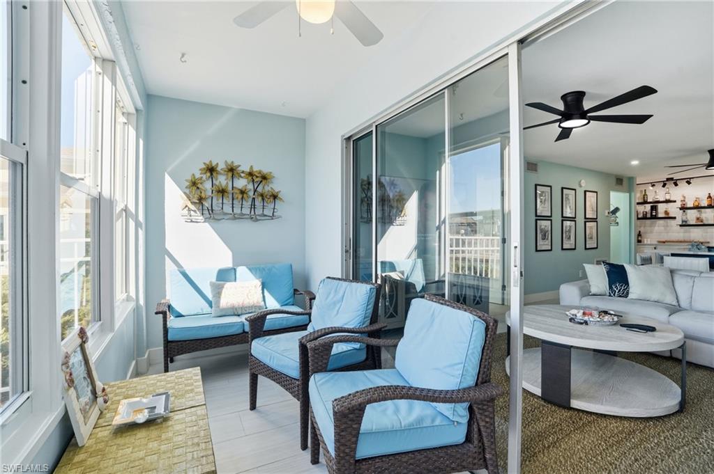 CORAL CAY CONDO - Residential