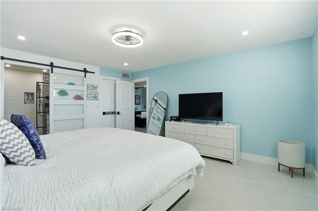 CORAL CAY CONDO - Residential