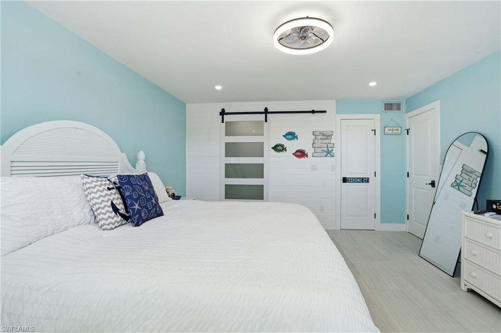 CORAL CAY CONDO - Residential