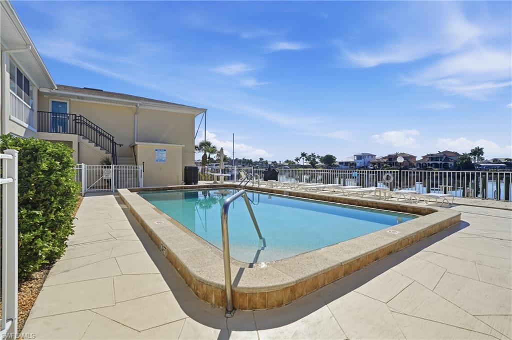 CORAL CAY CONDO - Residential