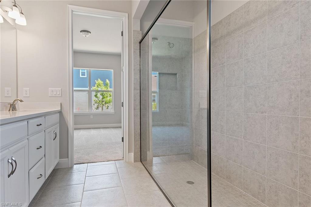 COMPASS LANDING - Residential