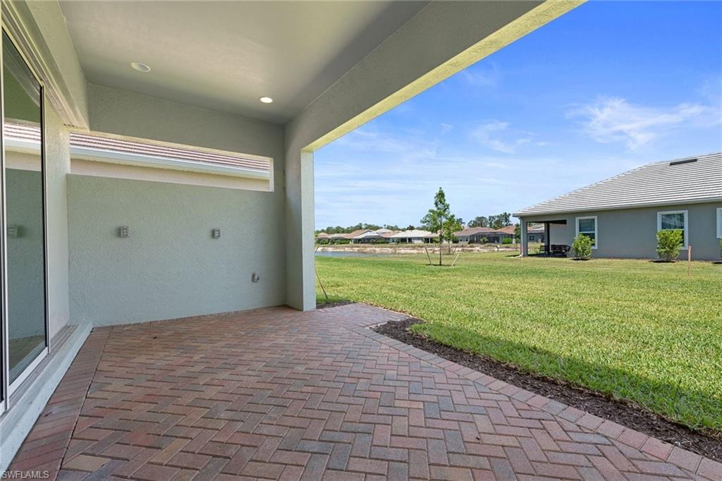 COMPASS LANDING - Residential