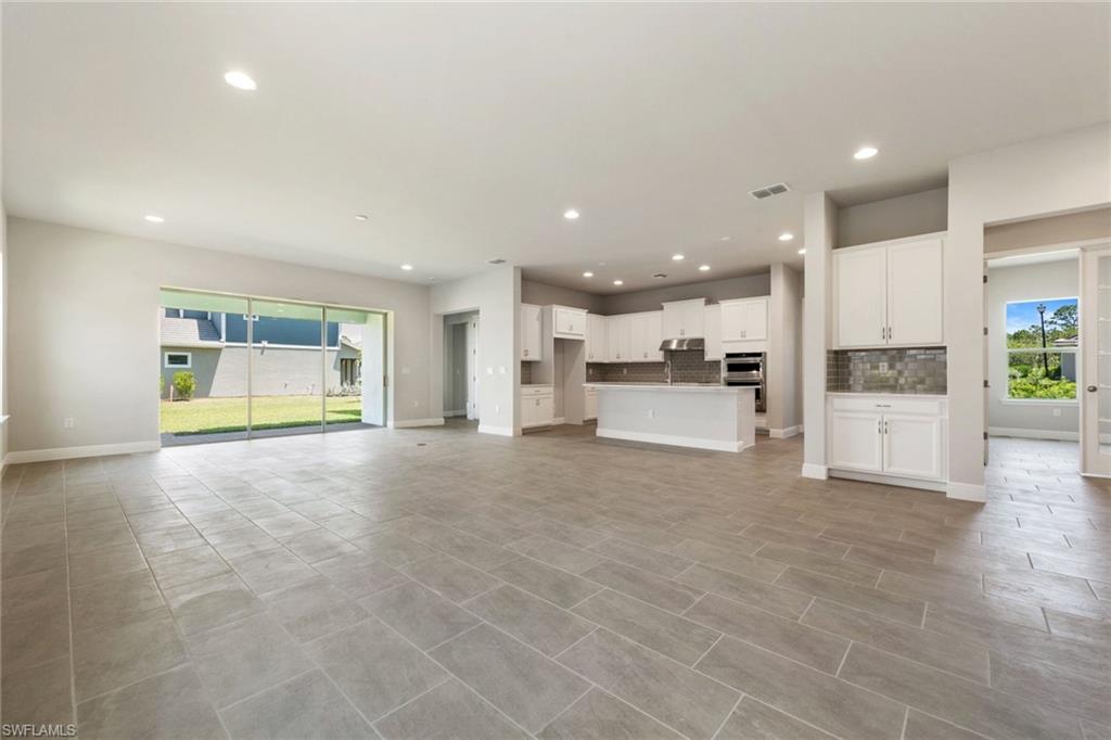 COMPASS LANDING - Residential