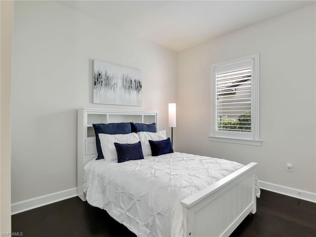 CAMDEN LAKES - Residential