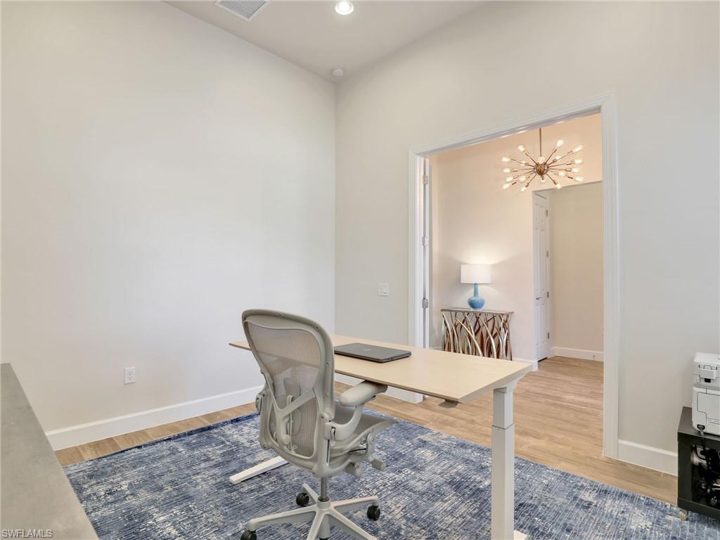 CAMDEN LAKES - Residential