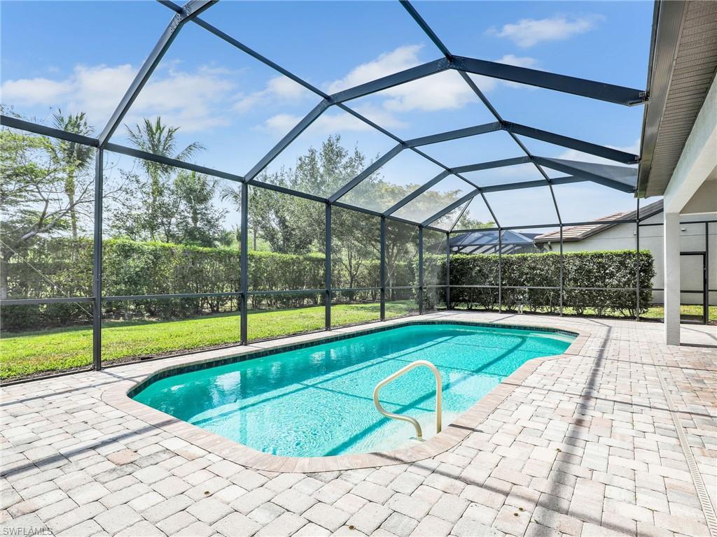 CAMDEN LAKES - Residential