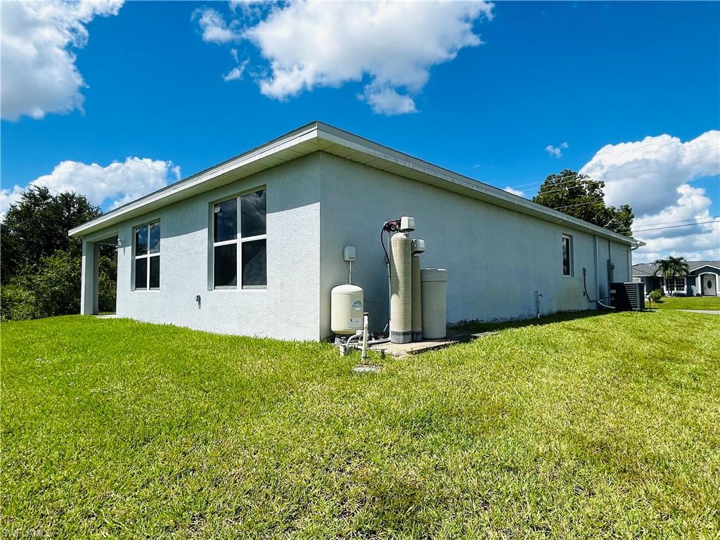 LEHIGH ACRES - Residential