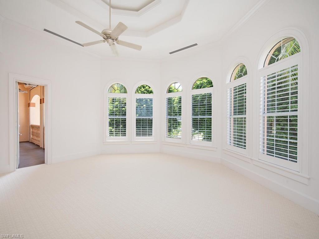 CATELENA ON 3RD - Residential